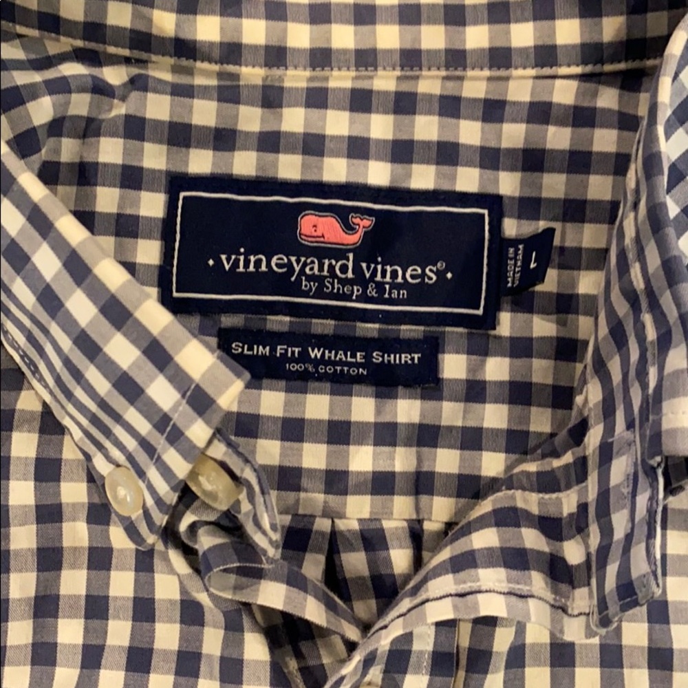 Vineyard Vines long-sleeve button down - Picture 3 of 3